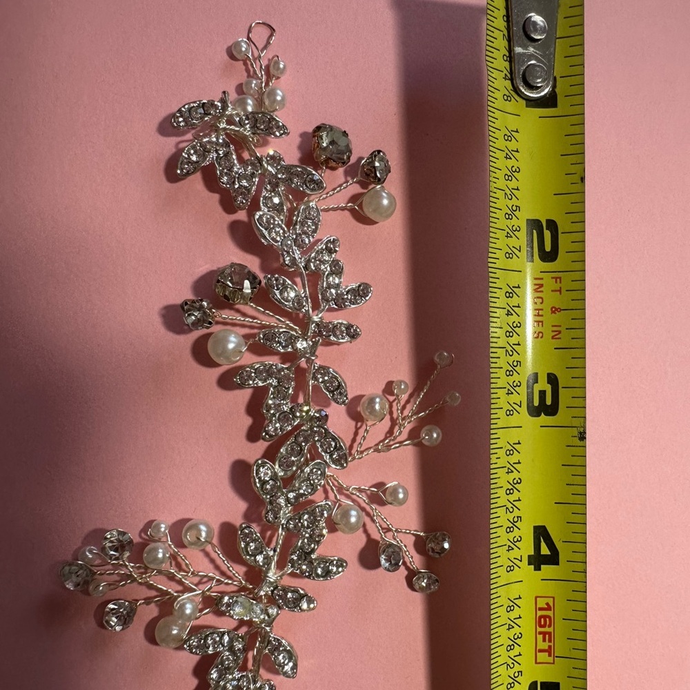 Hair Accessory - Picture 2 of 5